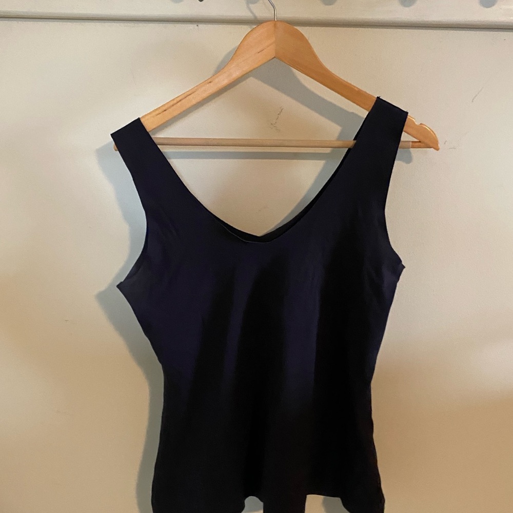 Knix compressive top - Picture 3 of 3